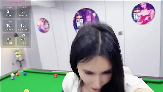 yuer2563 live sex cam