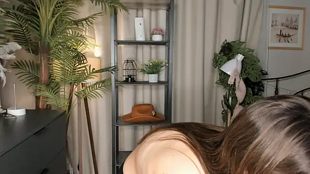 ThelmaJusto live sex cam