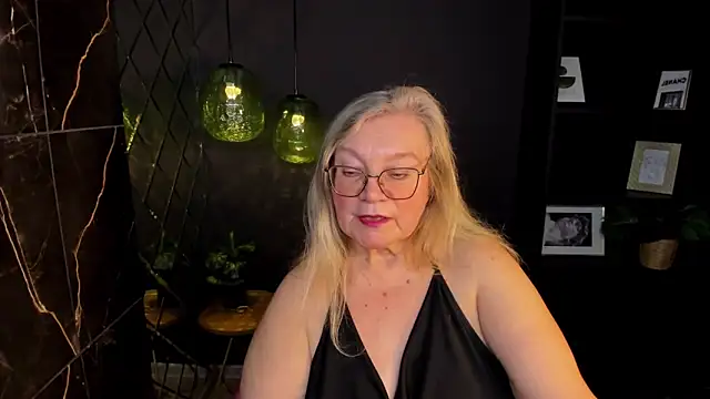 NataliMellow live sex cam