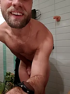 sluttyLeeo live sex cam