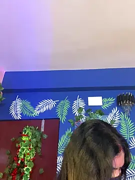 V-Hot-Sweti live sex cam