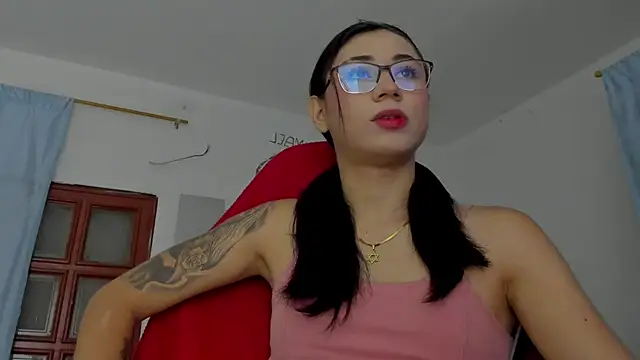 Camila_TransGirl live sex cam
