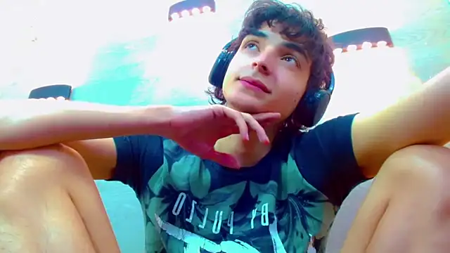 Sr_BonnyEthan live sex cam