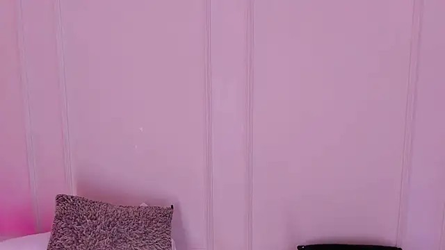 Mariapettit live sex cam