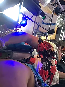 gurlnips live sex cam