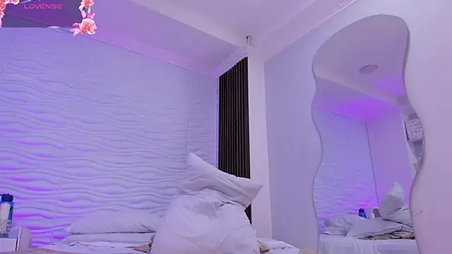 AudreyHayworth live sex cam