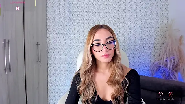 Sarajonnes live sex cam