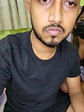 Trending_Couple live sex cam