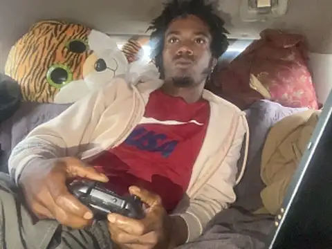 SlimeCrownzOut5 live sex cam