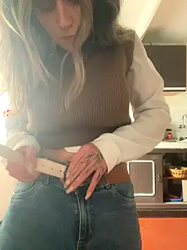 Isabella_Varella live sex cam