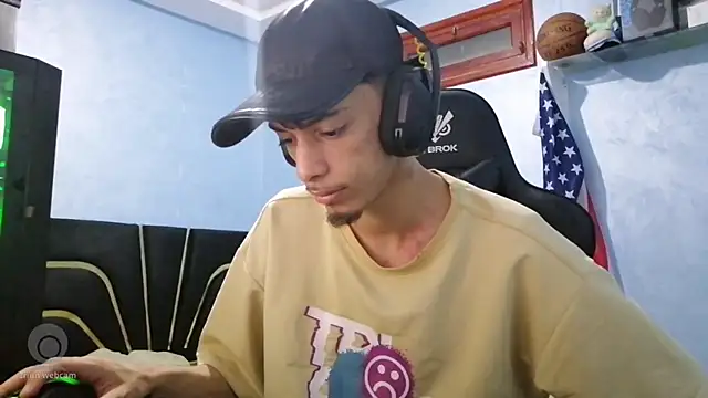 Dark_DesireX live sex cam