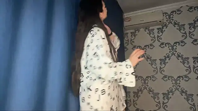 TwotyBright live sex cam