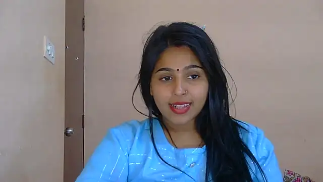 Cute-Simmi69 live sex cam