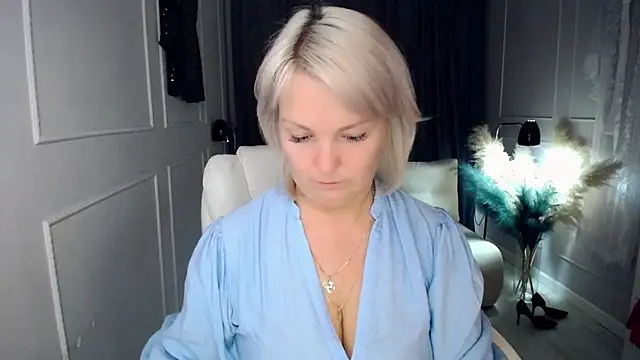 Juarnea live sex cam