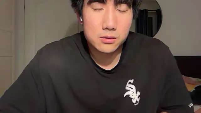 jungcock3210 live sex cam