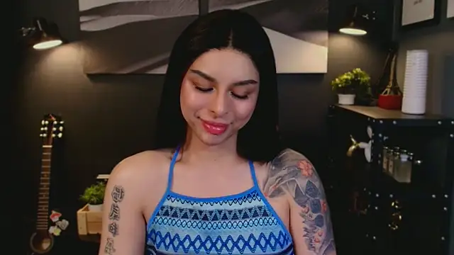 callmeLUNA live sex cam