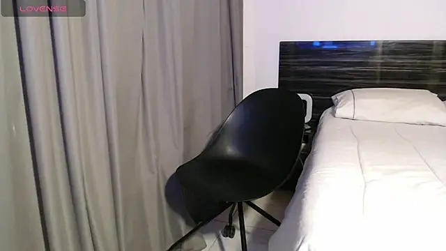 FaustoCock live sex cam