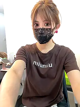 Selenaaaaa- live sex cam