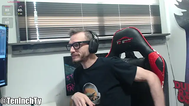 teninchty live sex cam