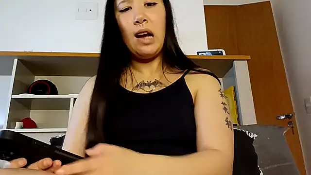 Japabaixinha live sex cam