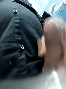 Elegant_Guy live sex cam