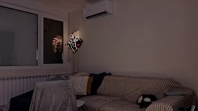 amber_quell_here live sex cam