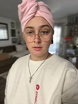 Alix_Valentine live sex cam