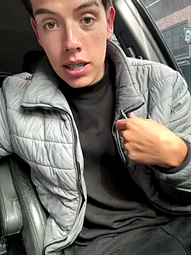 mattebret11 live sex cam