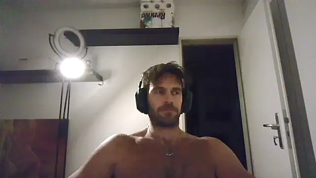 alpha-hunk live sex cam