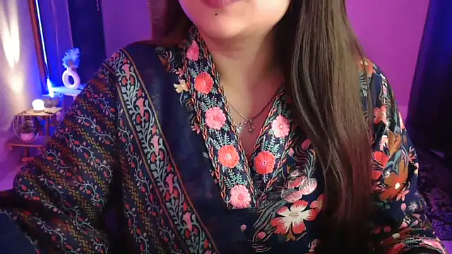 Mitikaa live sex cam