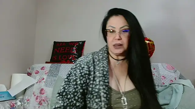 -__TSUNAMI__- live sex cam