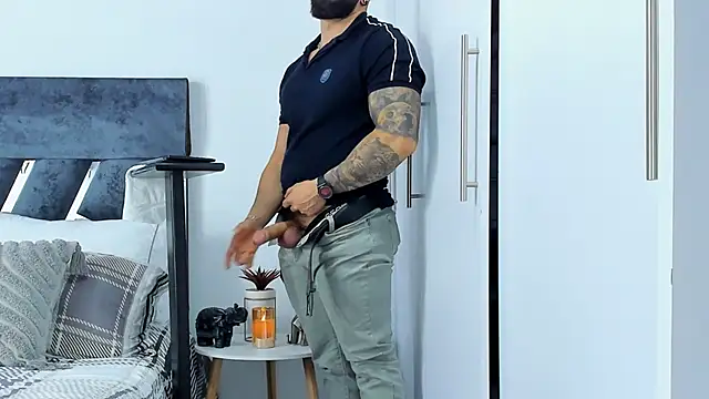 Zack_Froone live sex cam