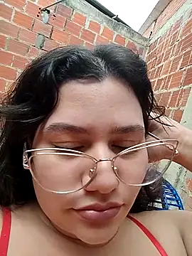 ariana_d20 live sex cam