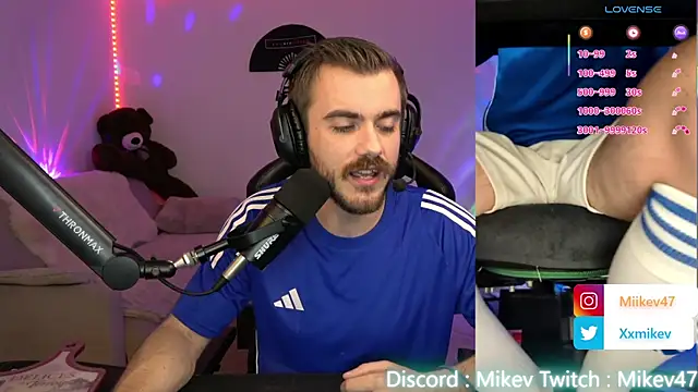 Mikev live sex cam