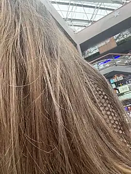 sarah_honey__ live sex cam