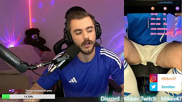 Mikev live sex cam