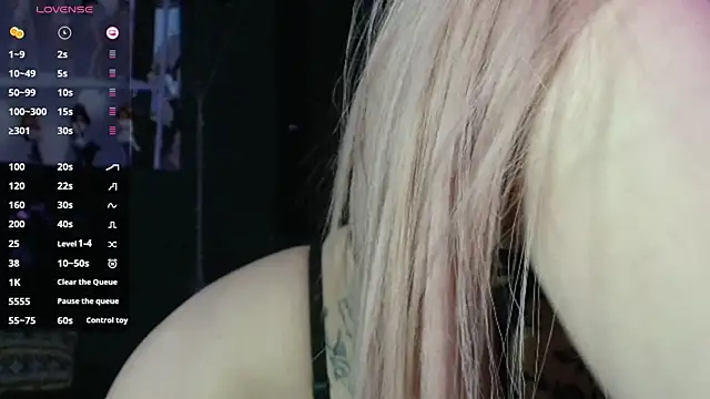 PieraMarch live sex cam