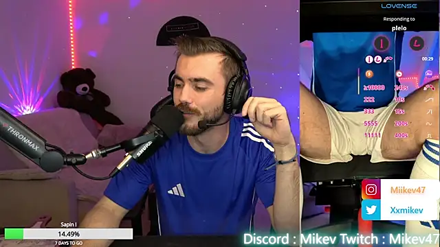 Mikev live sex cam