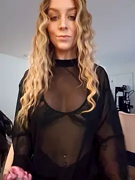 LilyOrion live sex cam