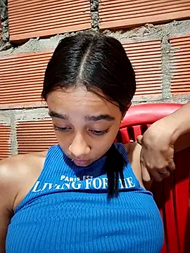 Zoe_Sweett18 live sex cam