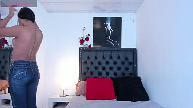 ScarlettVell live sex cam