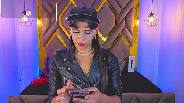 Dom_venena live sex cam