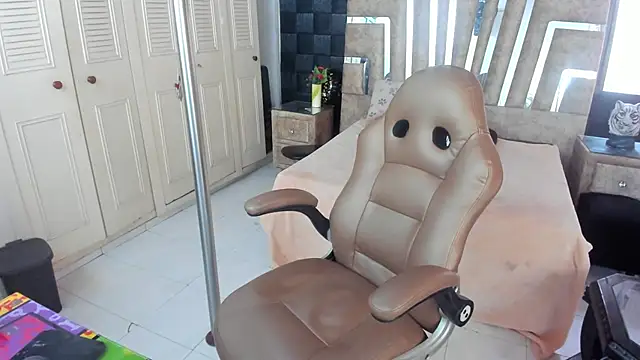 cute_sassy live sex cam