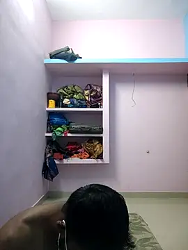 Kideyboy live sex cam