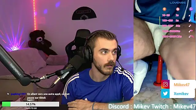 Mikev live sex cam