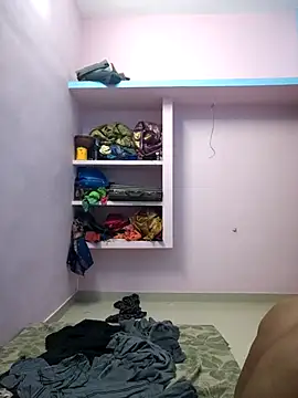 Kideyboy live sex cam