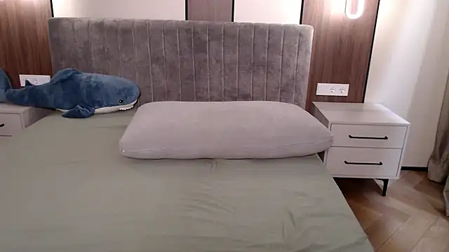 mystiksirenn live sex cam