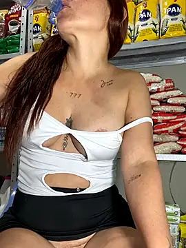 Queen_lorena live sex cam