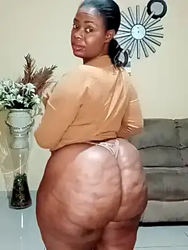 Luciouslips00 live sex cam