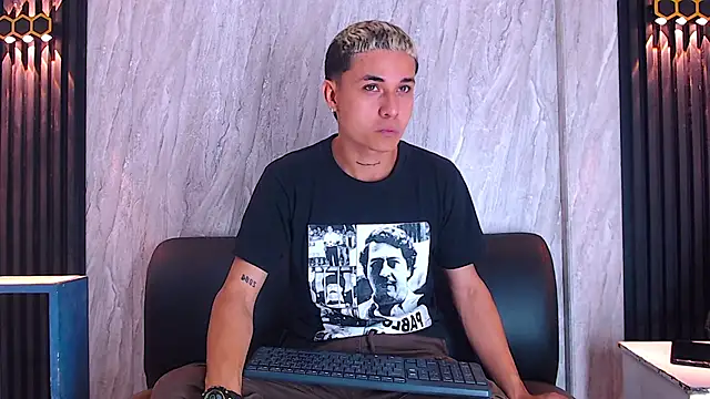 jeic_18 live sex cam